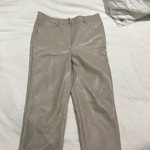 Aritzia Wilfred Melina pant (vegan leather) - Picture 4 of 6